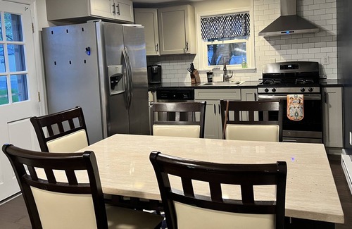 Havre De Grace Casa | Charming Cottage, Perfect location just a few blocks from the Promenade