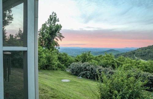 Lyndhurst Casa | Charming Cottage W Majestic Mountain Views