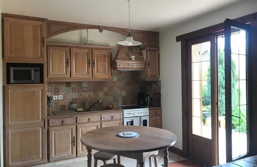 Lurcy-Levis Cabaña | Charming Cottage with Private Pool and Garden - 7 People