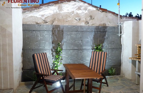 Solosancho Cabaña | Encantadora casa rural con Jacuzzi y piscina cerca de Ávila - CASA RURAL EL CUCO