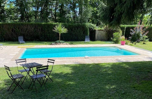 La Fagette Casa | Encantadora casa de campo con piscina privada en Périgord negro