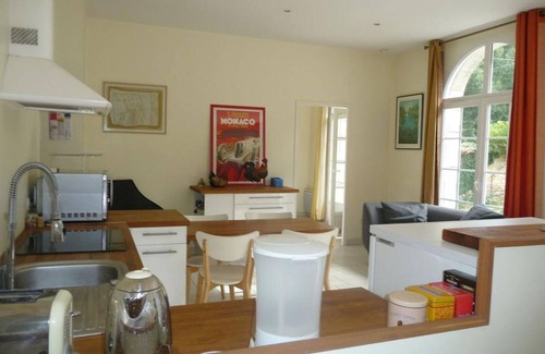 Cognac Cabaña | Encantadora casa con jardines privados, cerca de Cognac, ideal para familias, admite mascotas