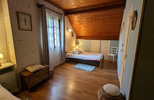 Vannes-sur-Cosson Cama Y Desayuno | Acogedora Casa en Pueblo Bucólico con Encantadores Paisajes y Comodidades Modernas