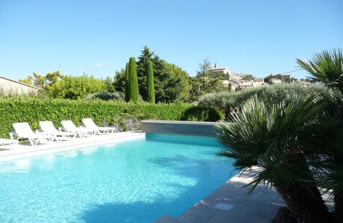 Crillon-le-Brave Casa | Casa de campo 'Le Cypres', piscina climatizada al pie del Mont Ventoux, WIFI