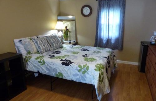 Eureka Springs Casa | Charming Country 1Bd 1Ba Cabin near Eureka Springs, Beaver Lake and White River