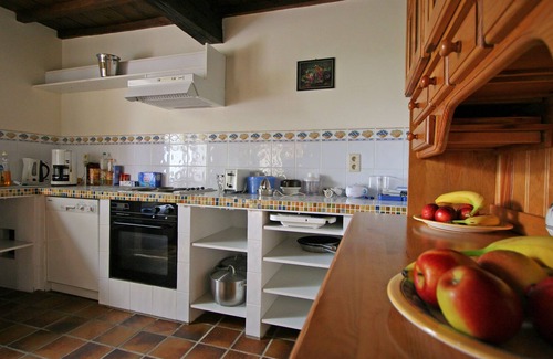 Sevry Cabaña | Charming Country Cottage in Winenne with Garden