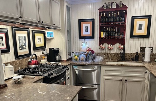 Muskogee Cabaña | Charming Country Cottage - Amazingly Relaxing, Comforting