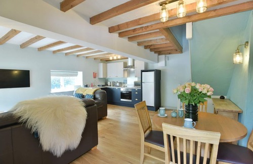 Crowdecote Cabaña | Charming country cottage with stunning views