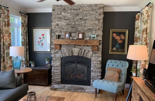 Cedarville Casa | Charming Country home across the road from Lake Memphremagog