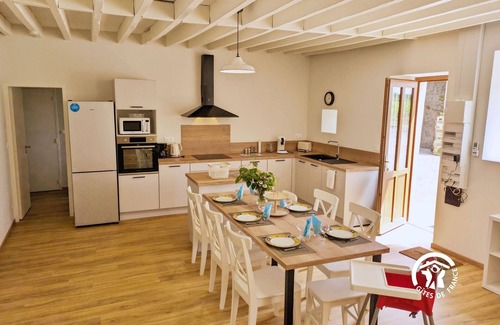 Marcille-la-Ville Cabaña | Casa rural en Mayenne con spa, senderismo y comodidad para 6 personas