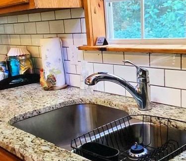 Sylva Casa | Charming country house by the creek in Sylva
