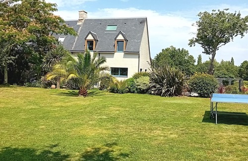 Vannes Casa | Charming country house with swimming pool in Vannes for family vacations