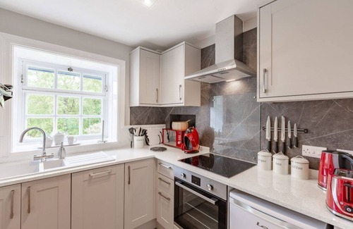 Taynuilt Apartamento | Charming country suite located at Lonan Country House & Gardens in Scotland!