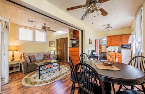 Independence Cabaña | Charming Countryside Cottage