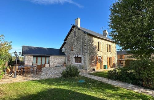 Saint-Georges-de-Noisne Casa | Charming Countryside Retreat in Saint-Georges