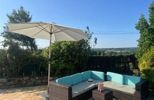 Saint-Georges-de-Noisne Casa | Charming Countryside Retreat in Saint-Georges