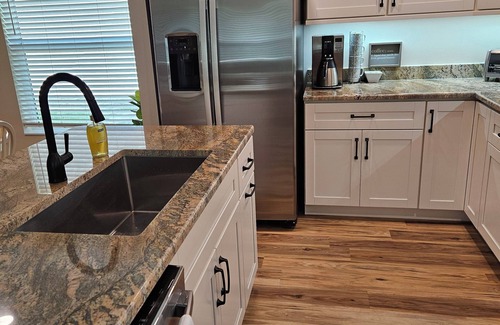 Palmetto Casa | Charming County Cottage - 5 Star Rated on Leading Vacation Rental Platform!