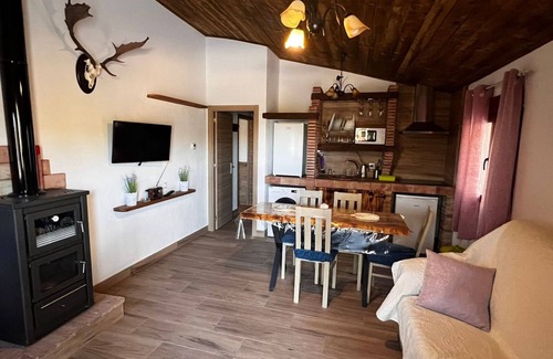 Campocamara Cabaña | Apartamento rural para parejas con piscina en Sierra de Cazorla