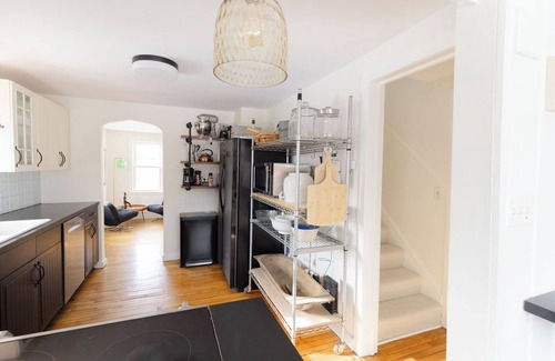 Minnetonka Casa | Charming & Cozy 2-Bedroom Retreat Near Lake Minnetonka – Perfect family place