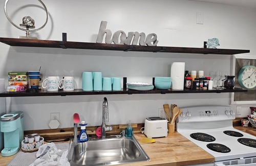 Carlisle Cabaña | Charming, Cozy and Clean Cottage in Carlisle