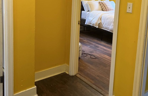 Darlington Casa | Charming cozy house perfect for a family of four, close to Racetrack/ Water Park