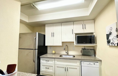 Bridle Trails Condominio | Charming Cozy Microsoft Bellevue Condo - 1 Bedroom
