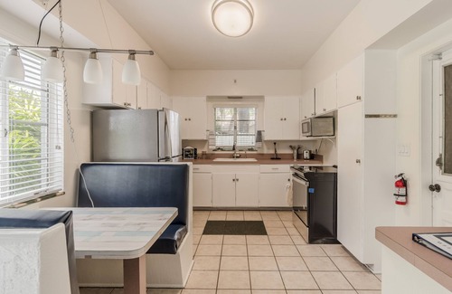 Fairview Shores Casa | CHARMING - Cozy Retreat Near Lake Killarney in Winter Park