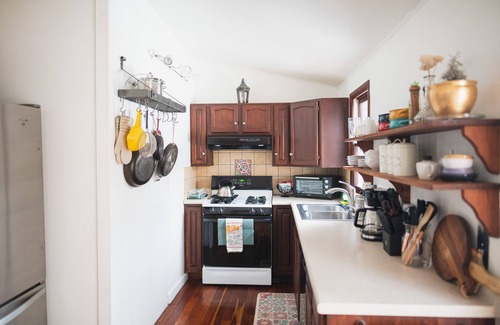 Williamsville Cabina | Charming & Cozy River Front Cabin- Close to ski mountains. Ski,Fish,Swim & Hike!