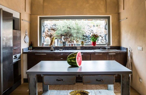 Pantelleria Villa | Dammuso encantador incluido en la granja Dammusi Posidonia, con piscina y vista al mar