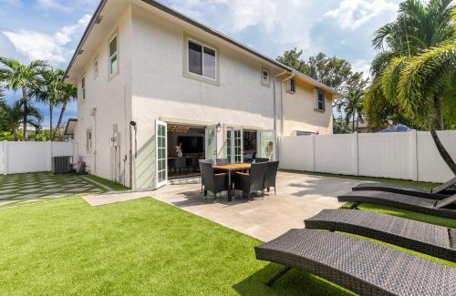 Tropic Isle Casa | Charming Delray Beach Townhouse: 3BR/3BA & More!