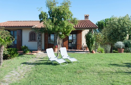 Empoli Casa | CASA CON JARDÍN Y PISCINA PRIVADA CON MARAVILLOSA VISTA