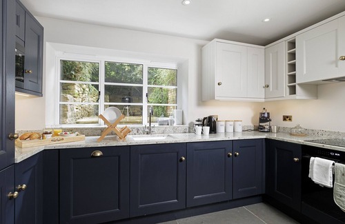 Longborough Cabaña | Charming dog friendly cottage - Bank Cottage