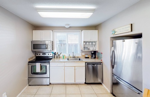 Downtown Cannon Beach Casa | cabaña encantador, agradable para perros con serenas vistas al mar y fácil acceso a la playa