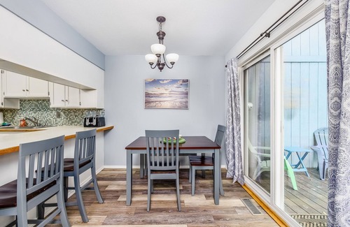 Sand Lake Casa | Charming dog-friendly home with a yard, grill, washer/dryer & cable