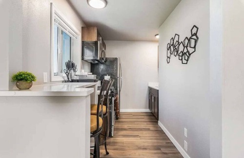 Hilltop Apartamento | Charming Downtown Studio Near Hospitals - Unit 9