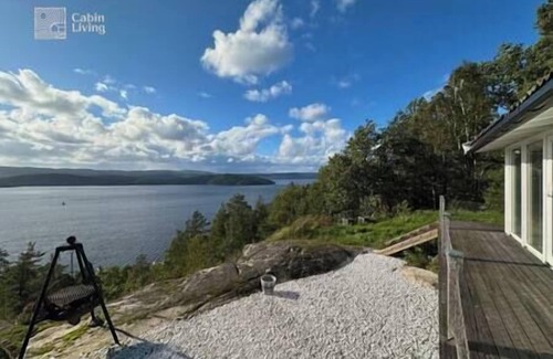 Frogn Casa | Charming Drøbak cabin: breathtaking fjord views