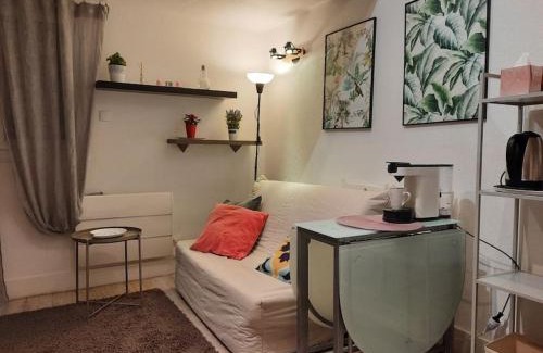 Bussy-Saint-Georges Apartamento | Charming Duplex near Disney