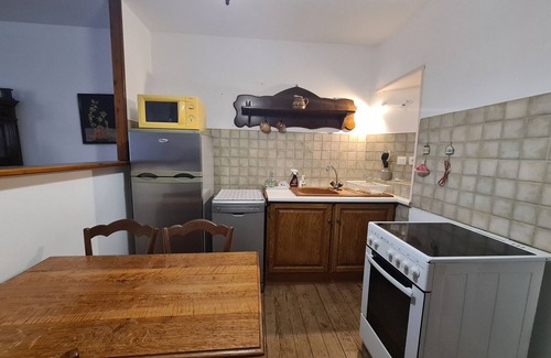 Saint-Gaultier Cabaña | Apartamento en Saint-Gaultier: Encanto Vintage, Espacio y Comodidad