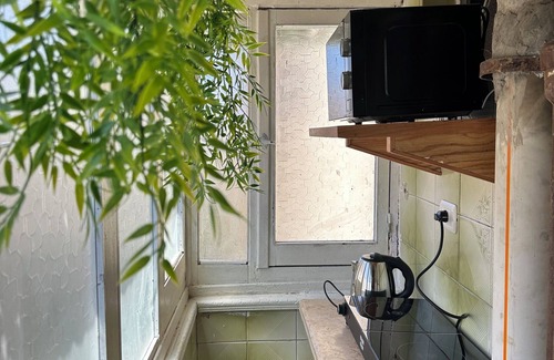 Al-'Atarin Apartamento | Charming Artistic Apartment with AC, WiFi in the heart of Alexandria Downtown