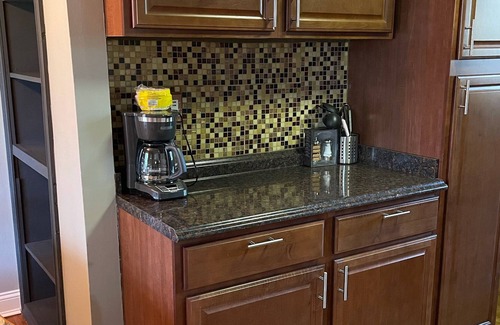Rochester Casa | Charming Entire Ranch in Rochester Downtown