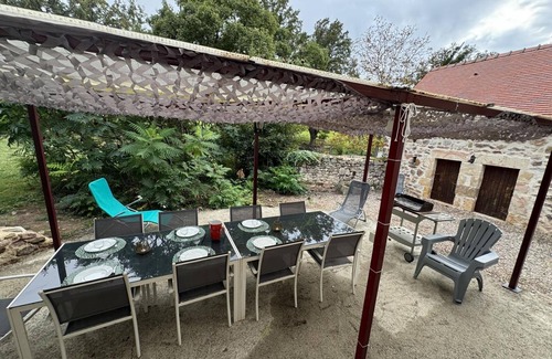 Haut-Bocage Cabaña | Casa rural con encanto: Animales, chimenea y jardín en Haut-Bocage