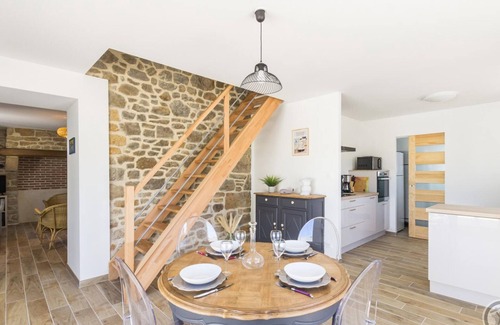 Saint-Pierre-Eglise Cabaña | Casa moderna con jardín privado cerca del puerto de Barfleur