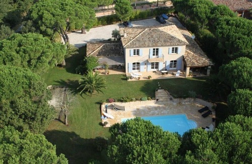 Grimaud Villa | Propiedad familiar con encanto Bastide
