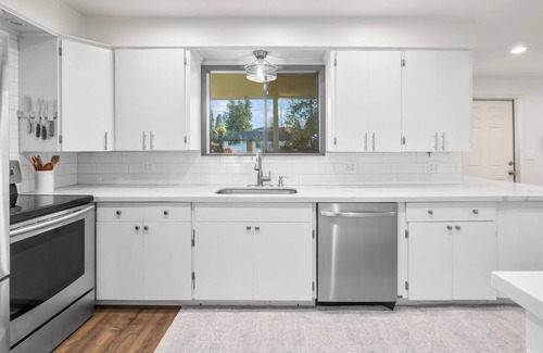 Edmonds Casa | Charming Family-Friendly Home Just Minutes from the Beach!