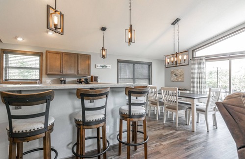 Necedah Casa | CHARMING FAMILY HOME ON CASTLE ROCK LAKE