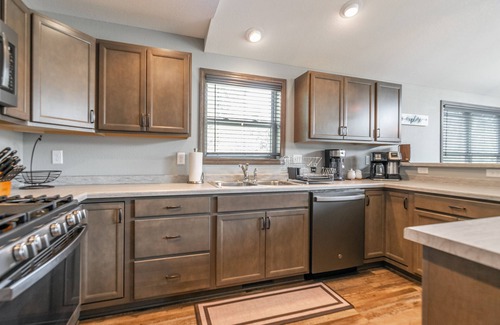 Necedah Casa | CHARMING FAMILY HOME ON CASTLE ROCK LAKE