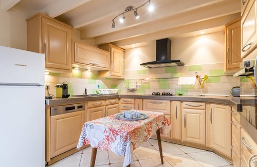 Besneville Cabaña | Casa rural con gran jardín, cerca de la playa y equipamiento completo para familias