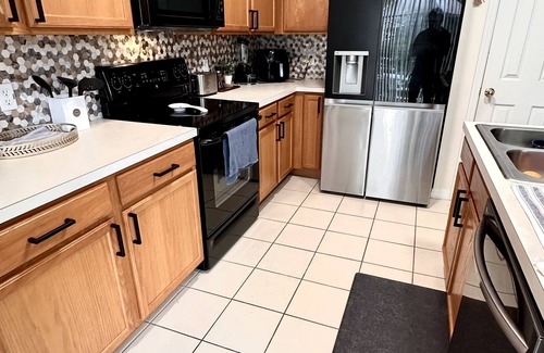 Windwood Bay Casa | Charming family retreat w/ Pool and amenities. Near Disney & Top Attractions