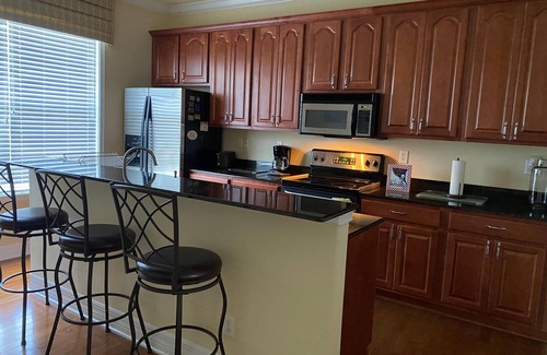 Port Tampa City Casa | Charming Family Retreat: Cozy Traditional Home in the Heart of South Tampa!