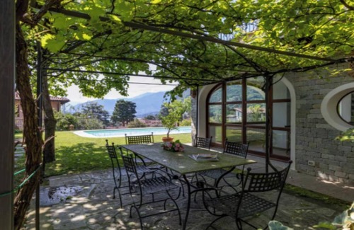 Menaggio Apartamento | Charming Family Villa with Lake View and Private Pool